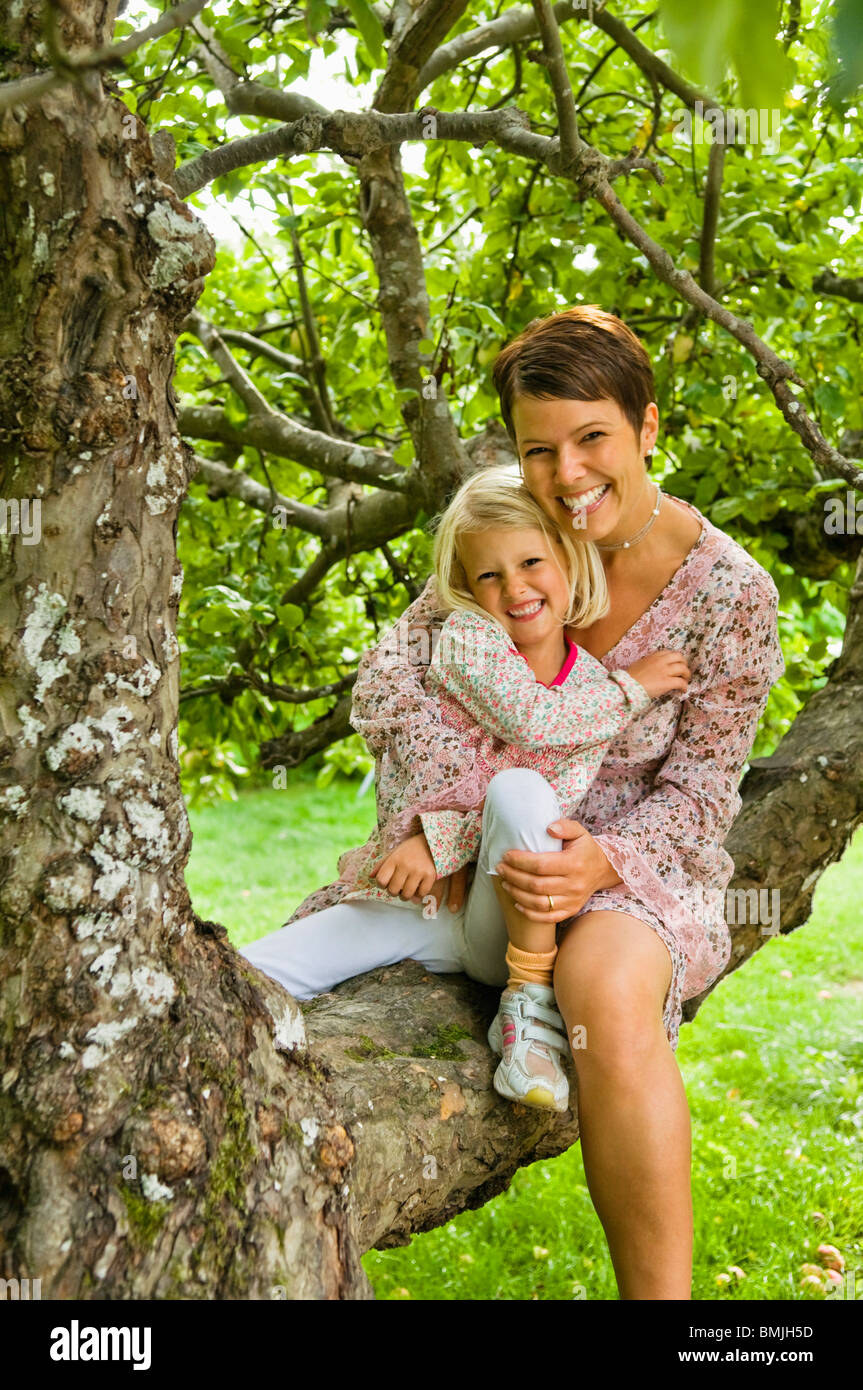 RFBMJH5D–Mother. www.alamy.comimage-license-details?v=1https. person. sho...