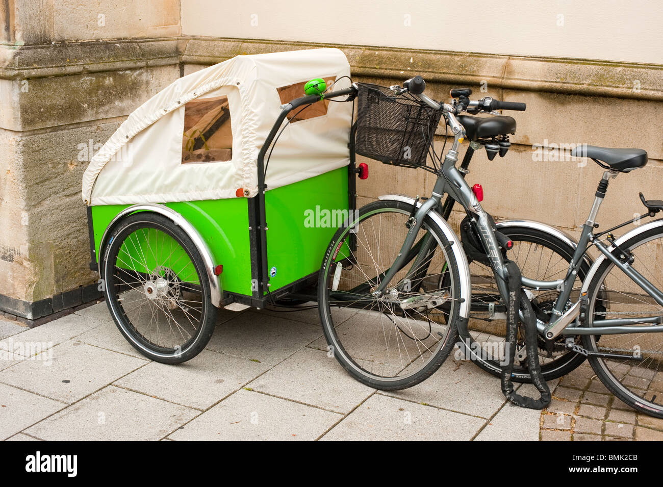 Push bike trailer clearance