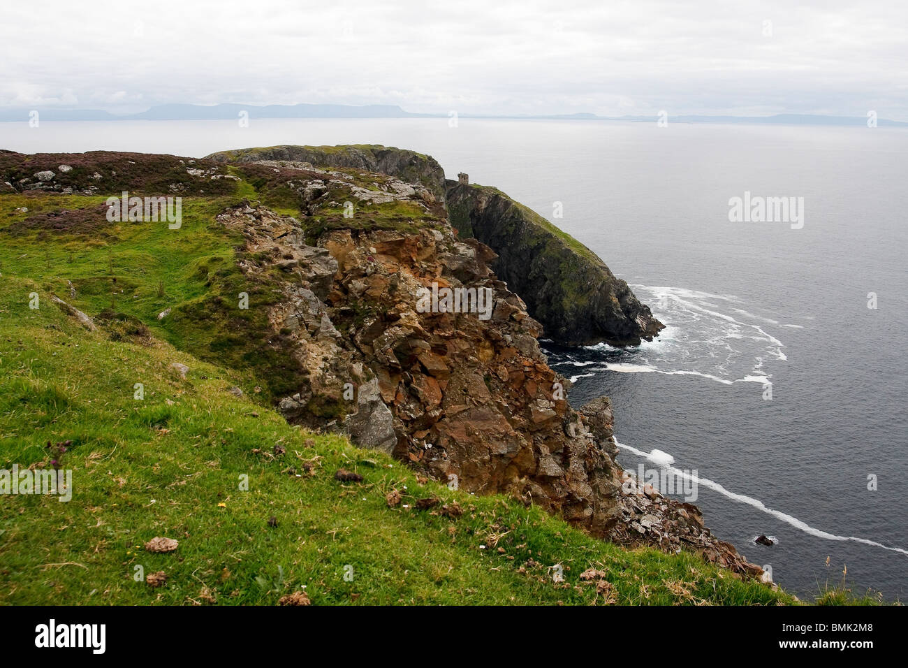 Irish league hi-res stock photography and images - Alamy