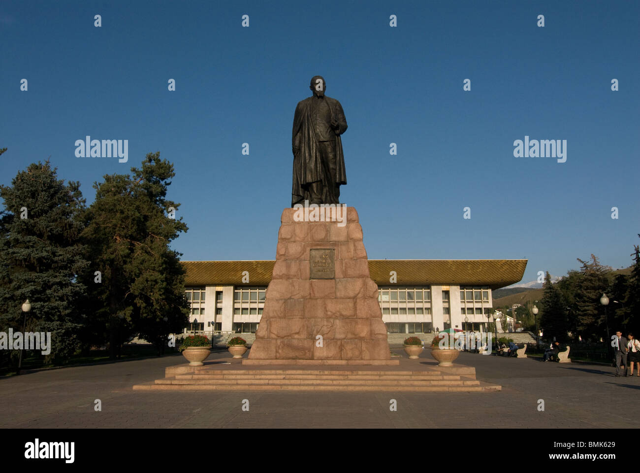 Statue before the Palace of the Republik, Almaty, Kazakhstan Stock Photo