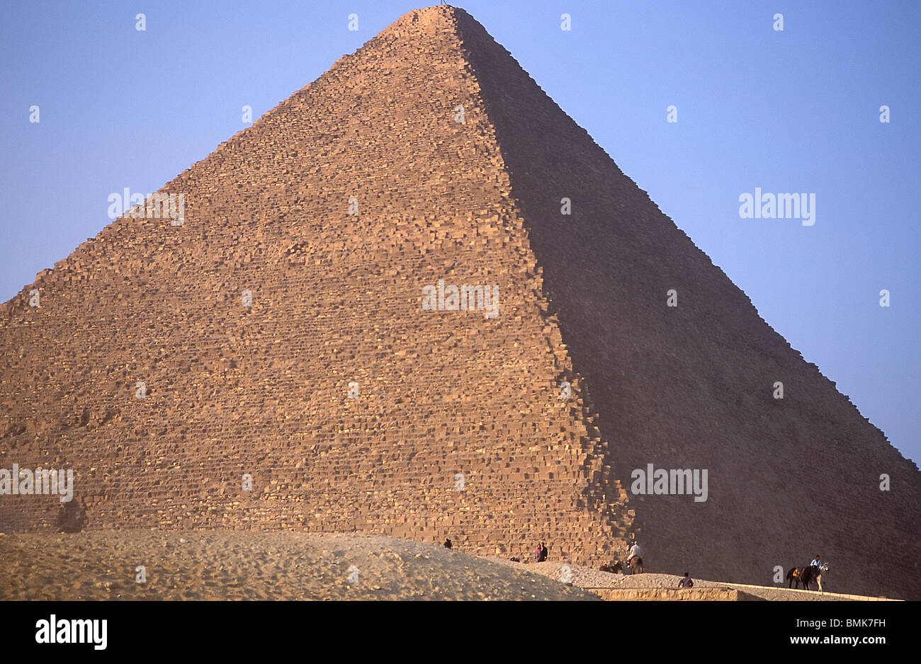 White limestone blocks of the Great Pyramid of Khufu (Cheops), Giza, Al