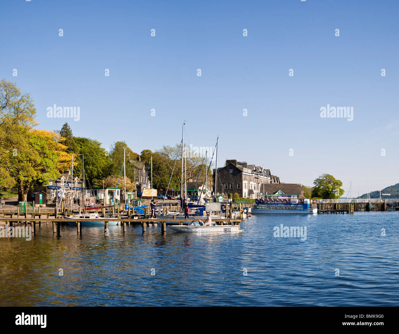 Lake Windermere and Ambleside Youth Hostel from Waterhead in Ambleside, The Lake District, Cumbria, England UK Stock Photo