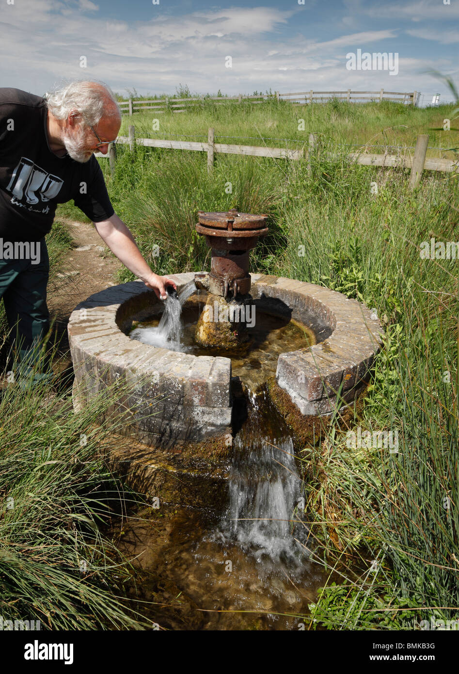 Artesian well hires stock photography and images Alamy