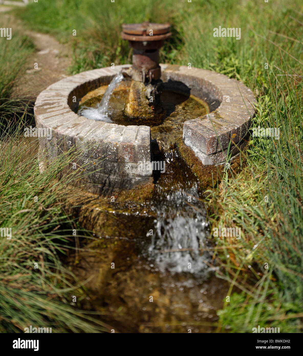 Artesian well hires stock photography and images Alamy
