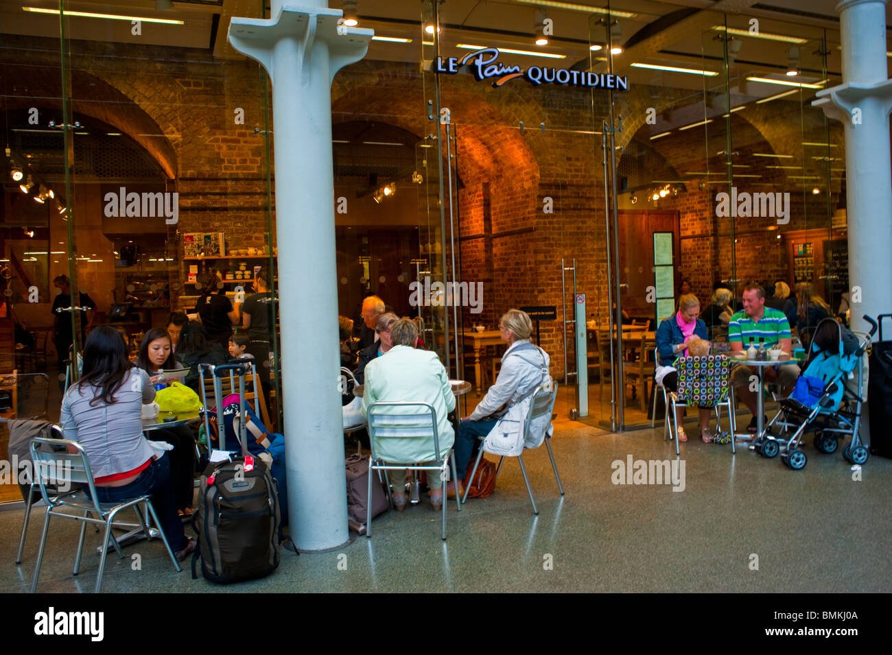 London, UK, People at tables in Fast Food Restaurants, "Saint Pancras