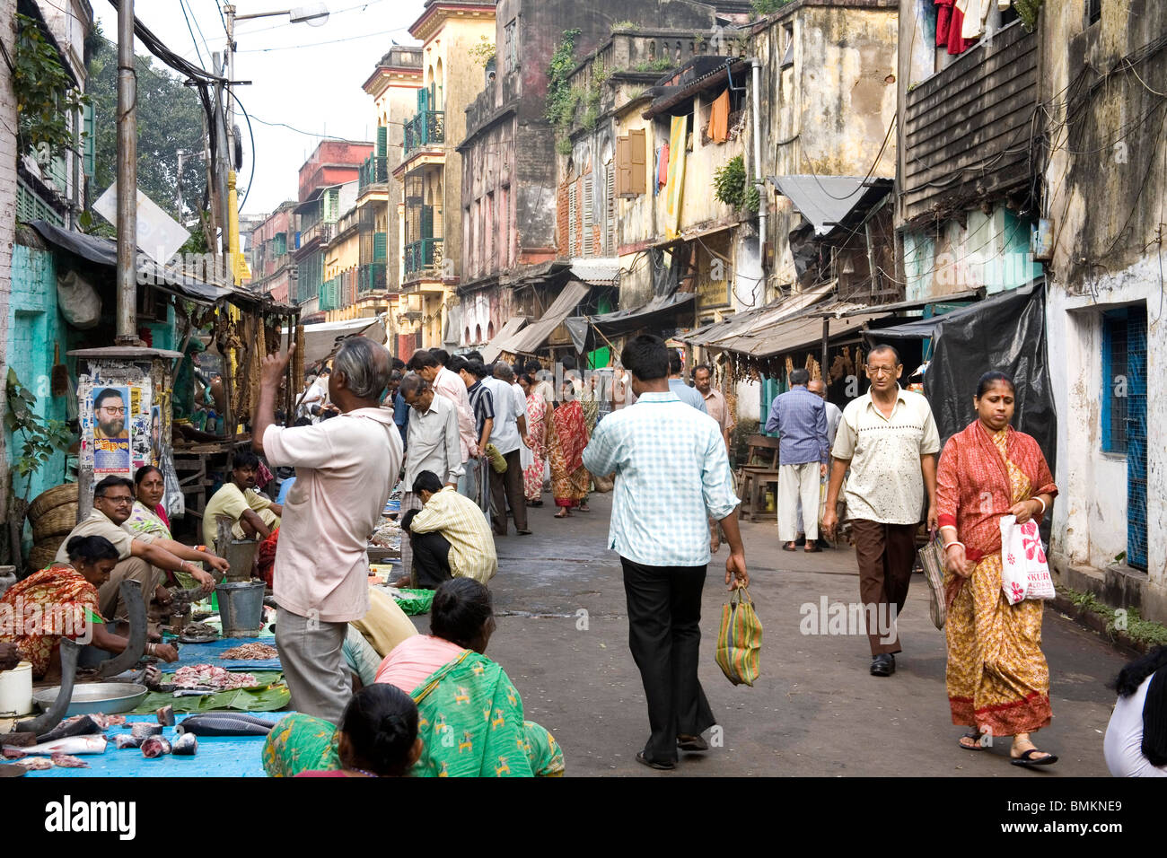 Fish market street scene in Siyaldah ; Calcutta now Kolkata ; West