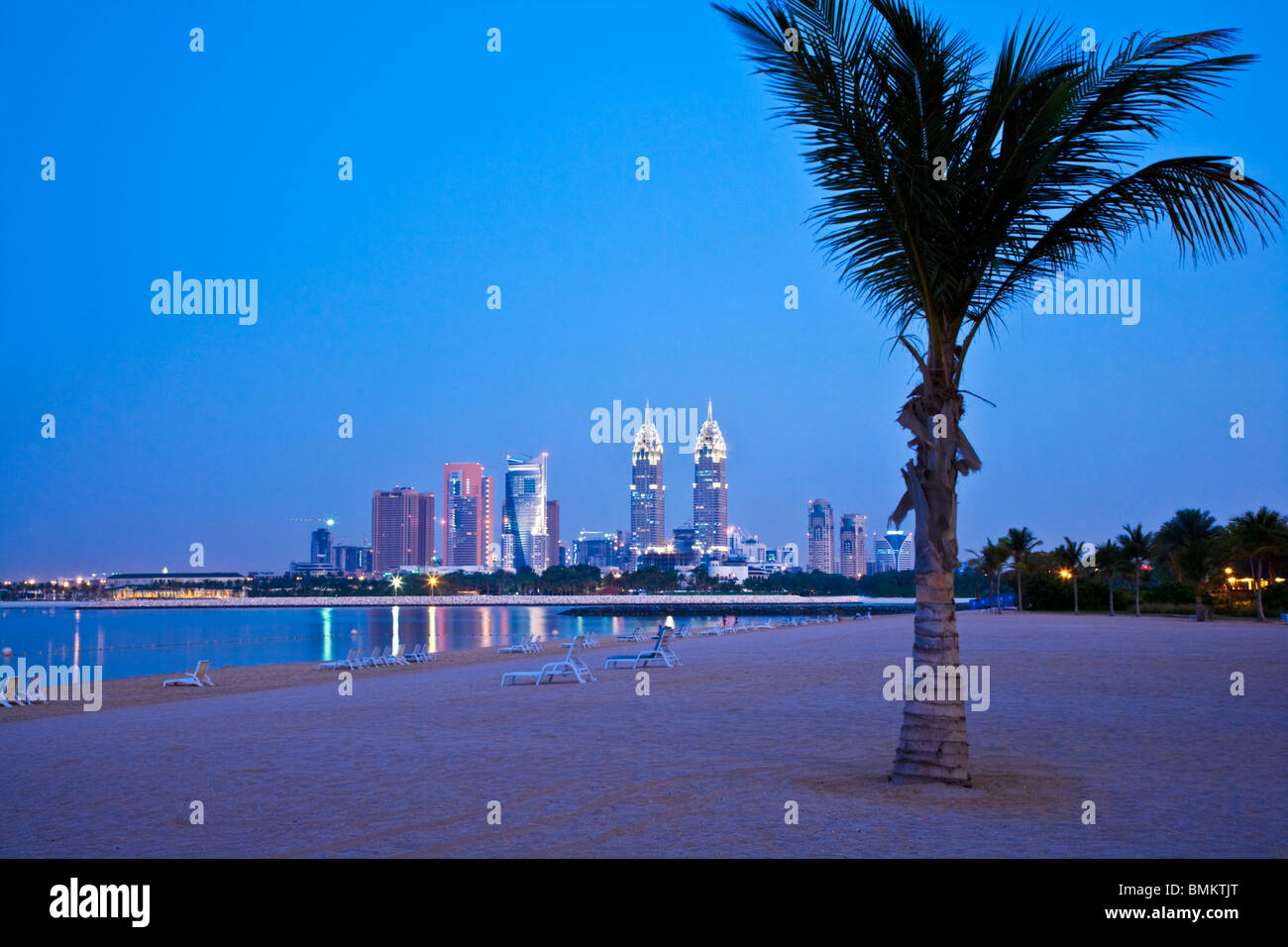 Dusk view dubai skyline hi-res stock photography and images - Alamy