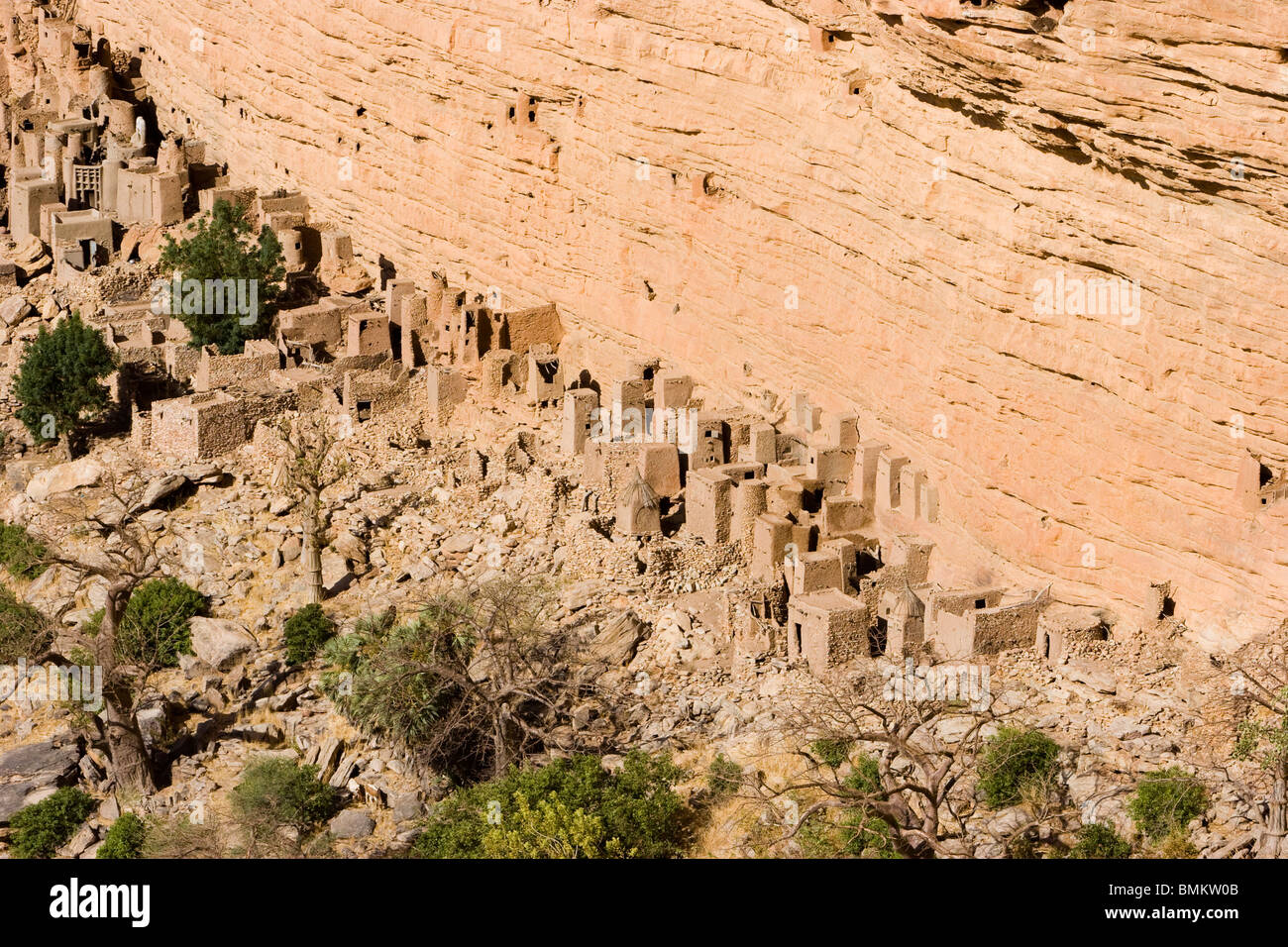 mali-bongo-tellem-houses-on-the-bandiagara-escarpment-stock-photo-alamy