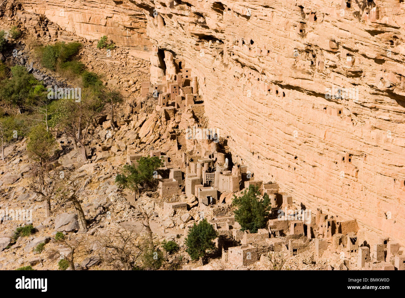 mali-bongo-tellem-houses-on-the-bandiagara-escarpment-stock-photo-alamy