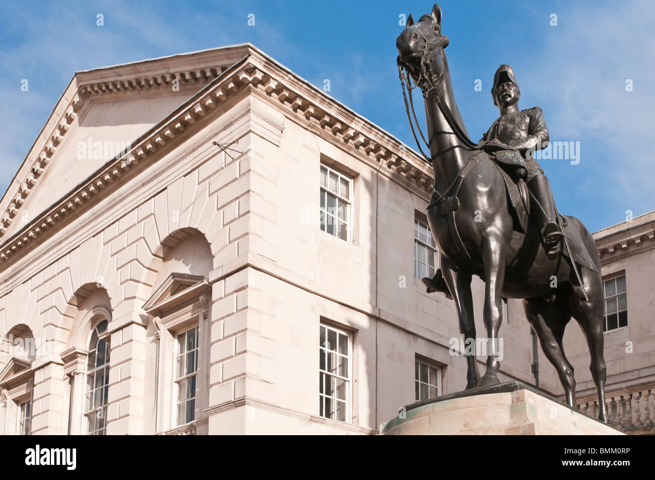 statue-of-field-marshal-garnet-joseph-wolseley-1st-viscount-wolseley