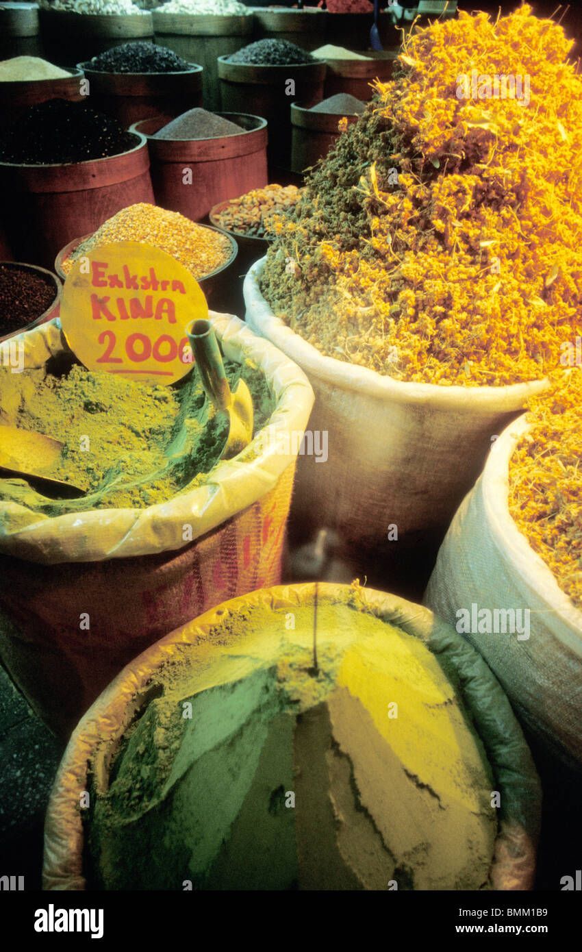 CONDIMENT, SPICE, EGYPTIAN BAZAAR, ISTANBUL, TURKEY Stock Photo