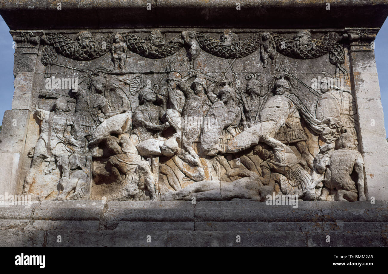 St Remy De Provence Mausoleum Of Glanum Merchant His Wife Roman Bas st-remy-de-provence-mausoleum-of-glanum-merchant-his-wife-roman-bas