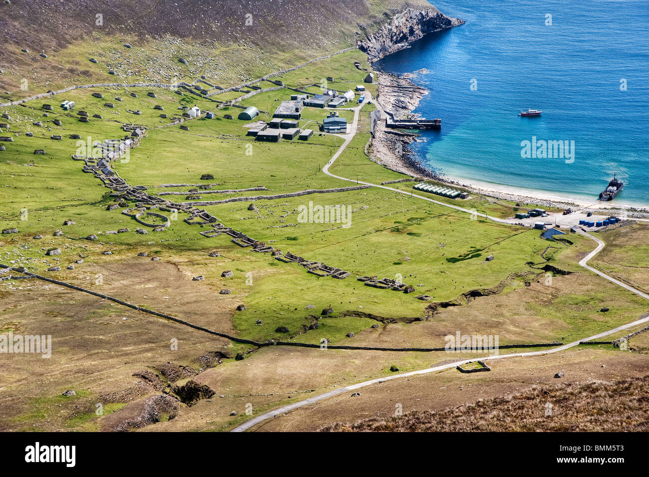 A view of Village Bay St. Kilda from the top of Ruaival Stock Photo