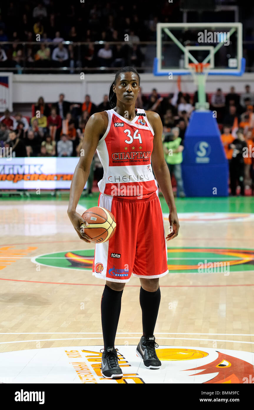 Sylvia Fowles #34 at the free throw line Stock Photo