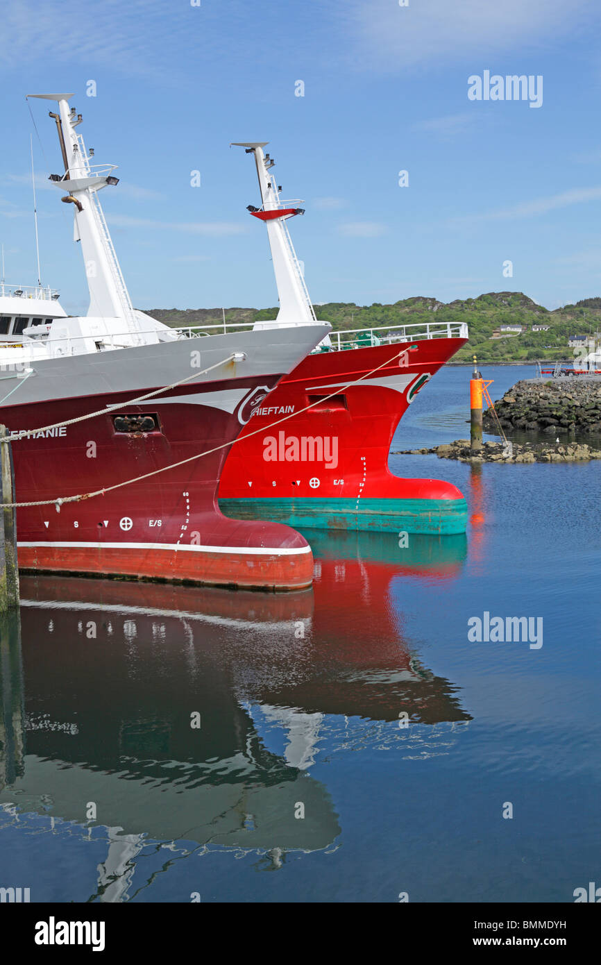 Lobster fishing boat moored at Cunnamore Quay west Cork Ireland Stock Photo  - Alamy