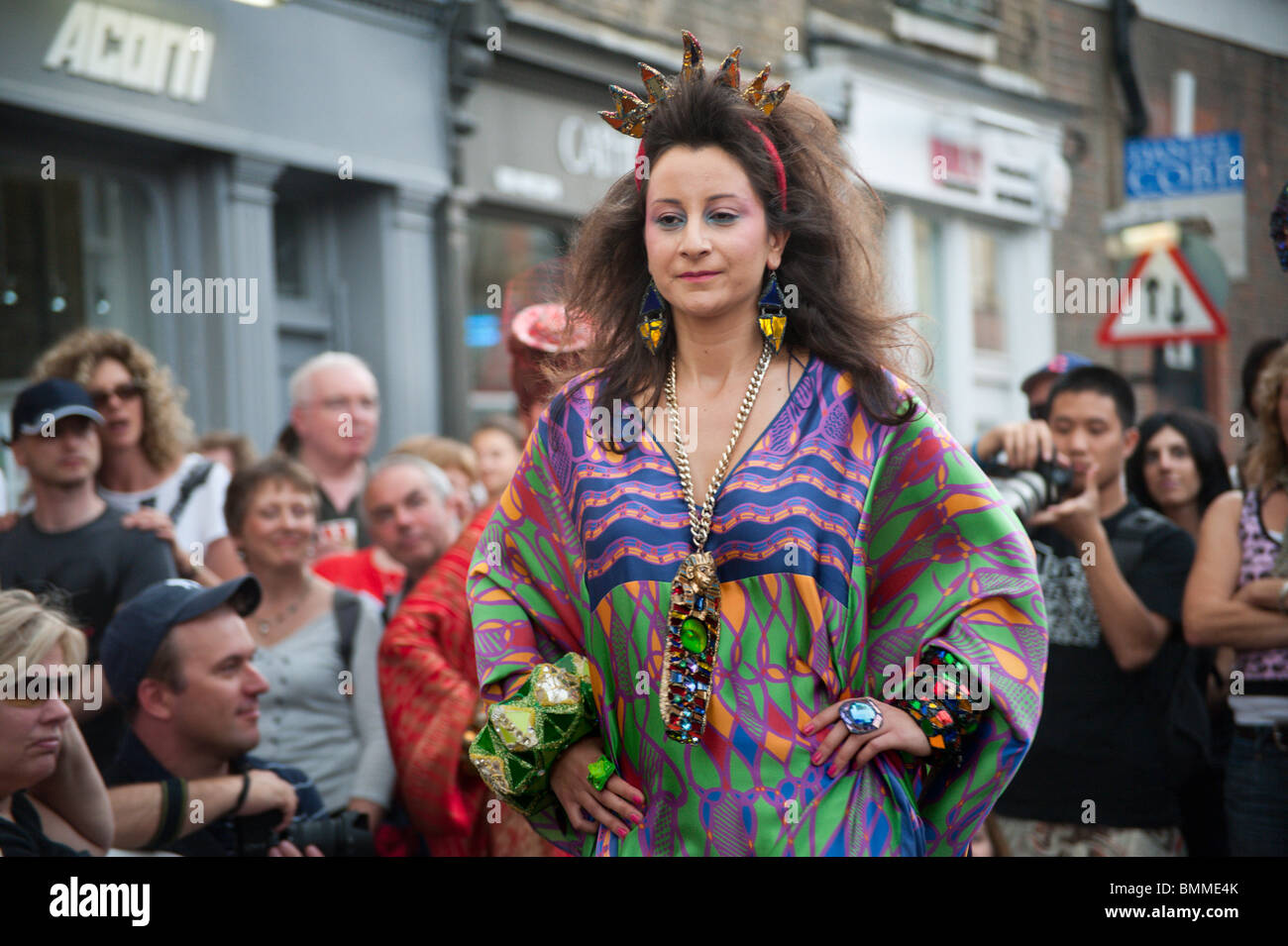 Zandra rhodes dress hi-res stock photography and images - Alamy