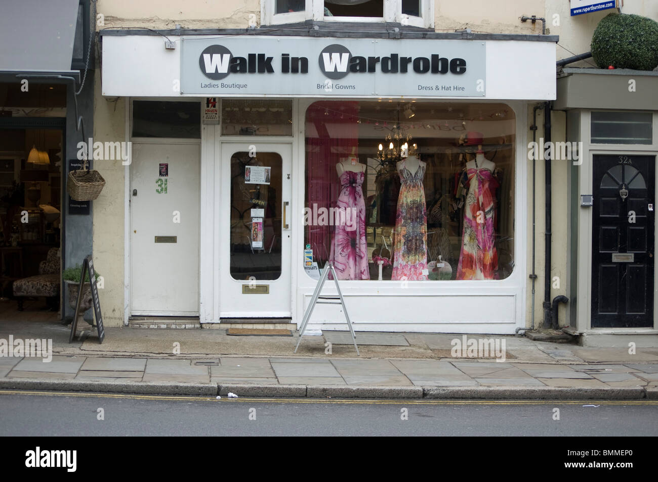 Boutique Shop Front Uk High Resolution Stock Photography and Images - Alamy