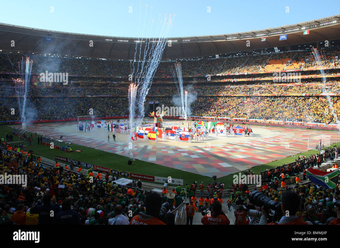Fireworks In Stadium World Cup Opening Ceremony Soccer City Johannesburg South Africa 11 June 10 Stock Photo Alamy Fireworks In Stadium World Cup Opening Ceremony Soccer City Johannesburg South Africa 11 June 10 Stock Photo Alamy