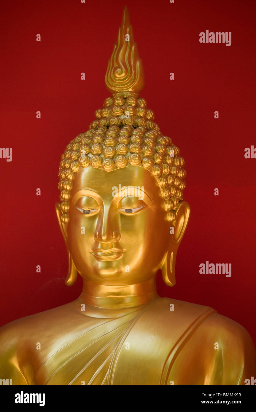 Gold buddha statue in wat phrathat doi suthep temple hi-res stock ...