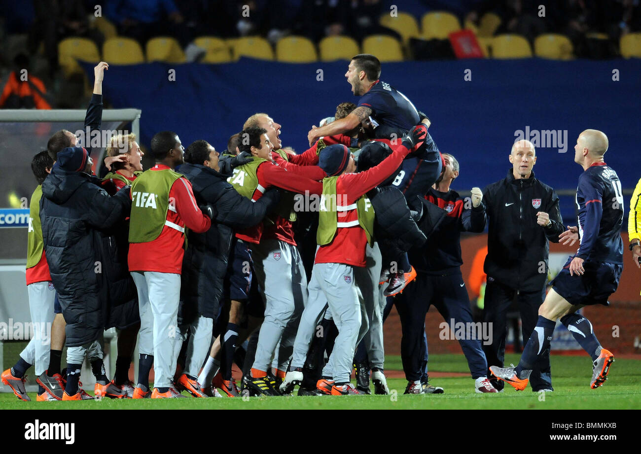 USA & CLINT DEMPSEY CELEBRATE ENGLAND V USA ROYAL BAFOKENG STADIUM ...