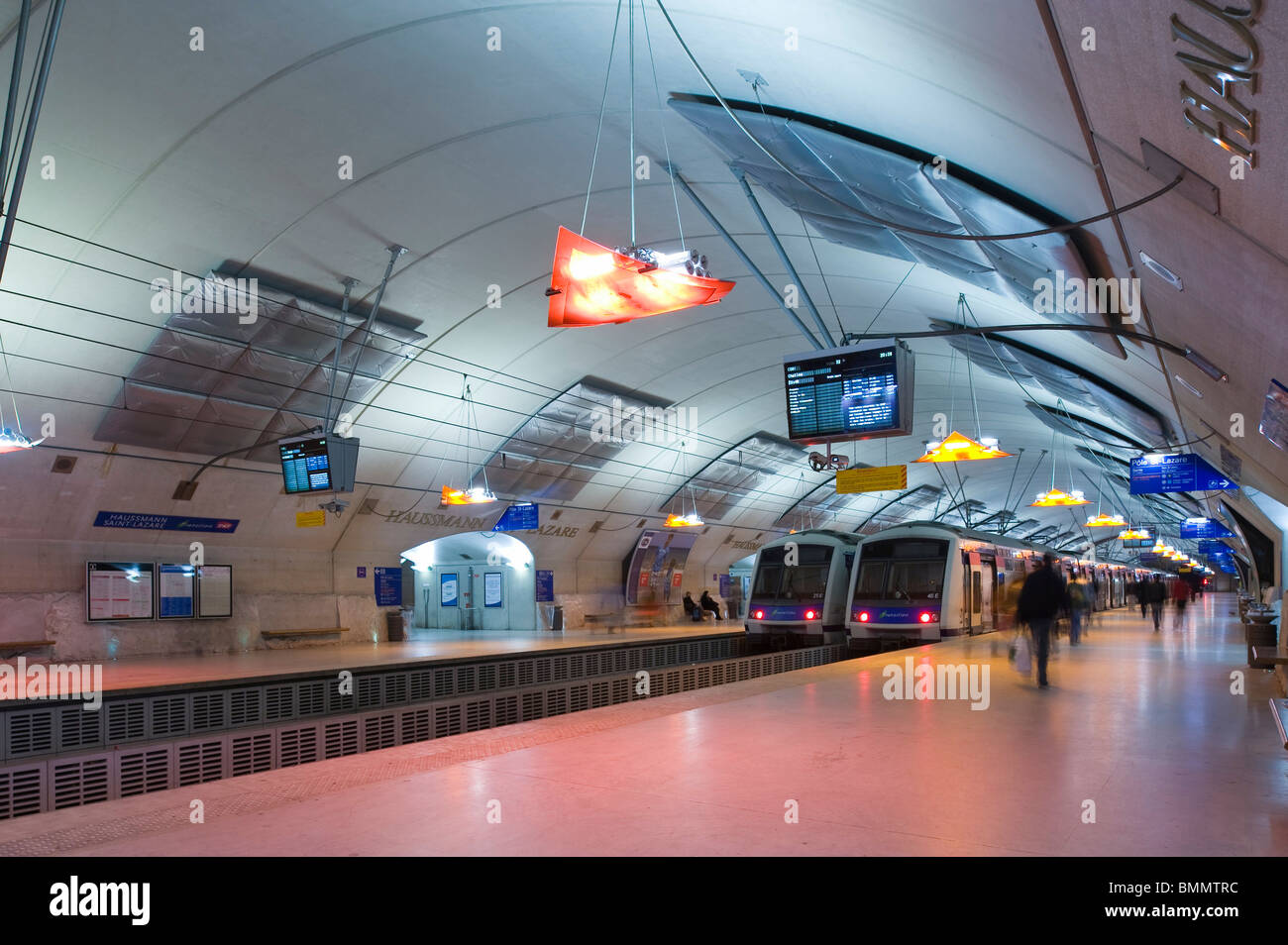Paris, RER E Haussmann St Lazare Stock Photo Alamy