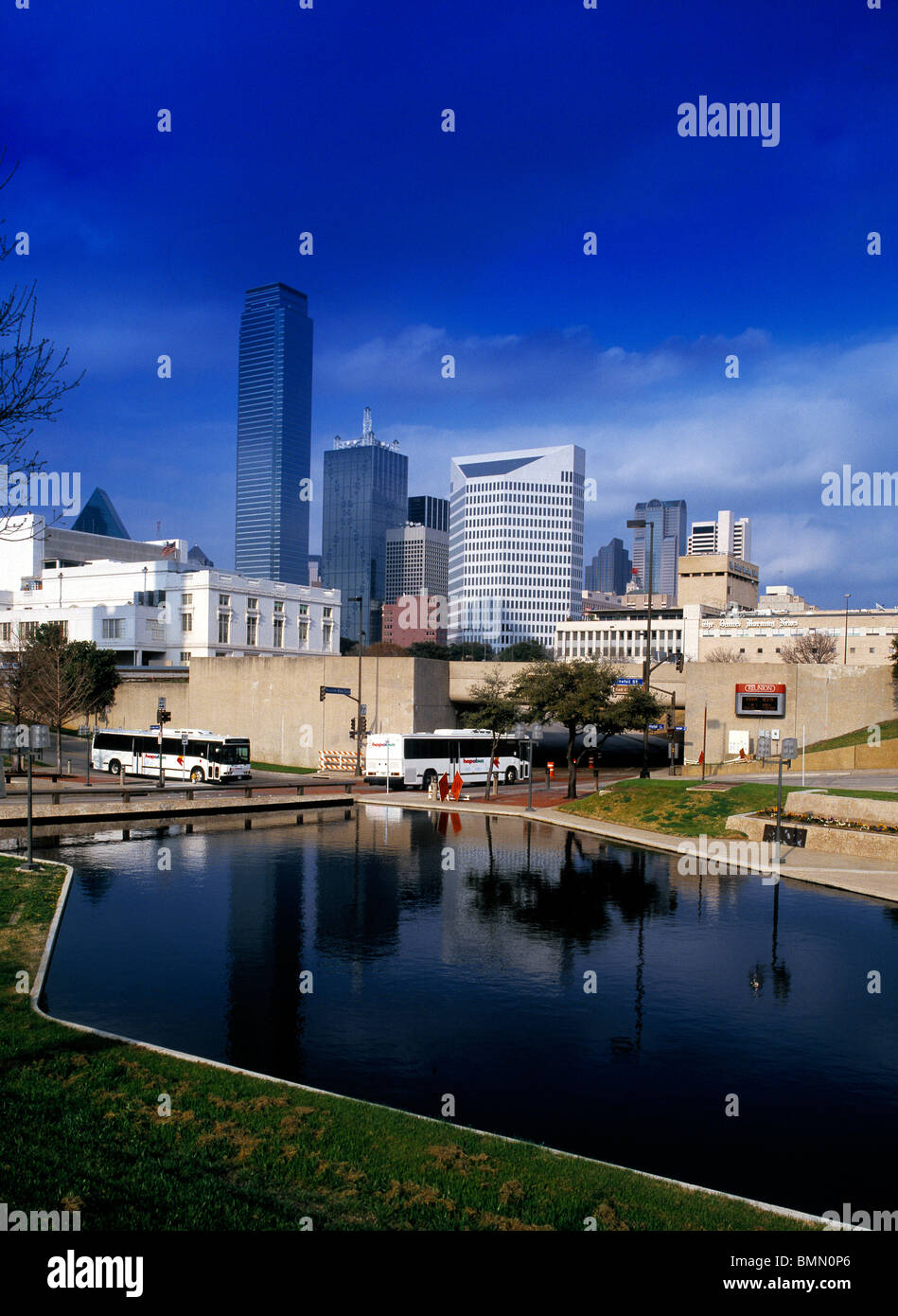 Dallas texas business hi-res stock photography and images - Alamy