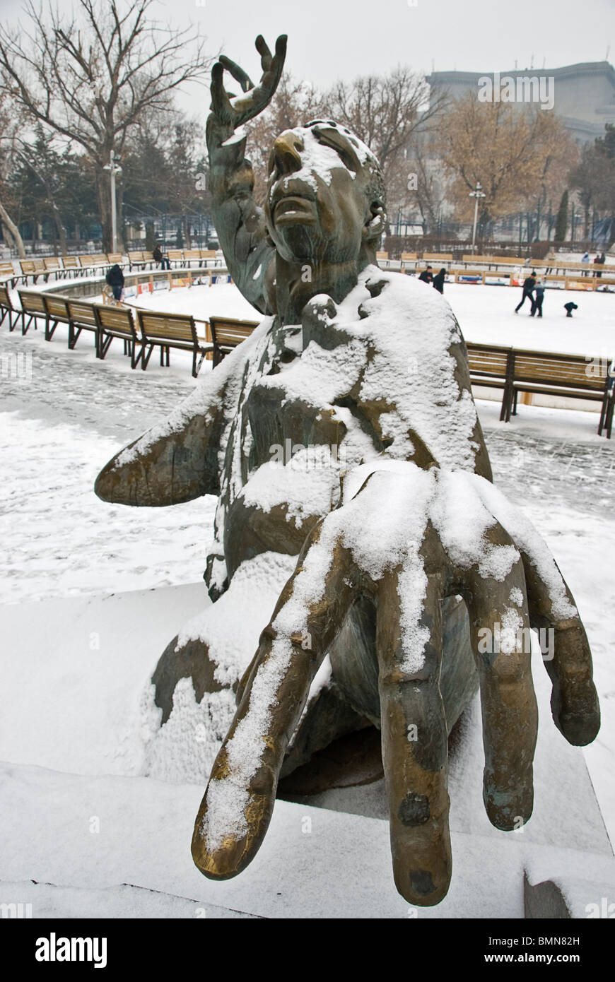 Staue of a pianist in the streets of Yerevan during winter time, Armenia, Europe. Stock Photo