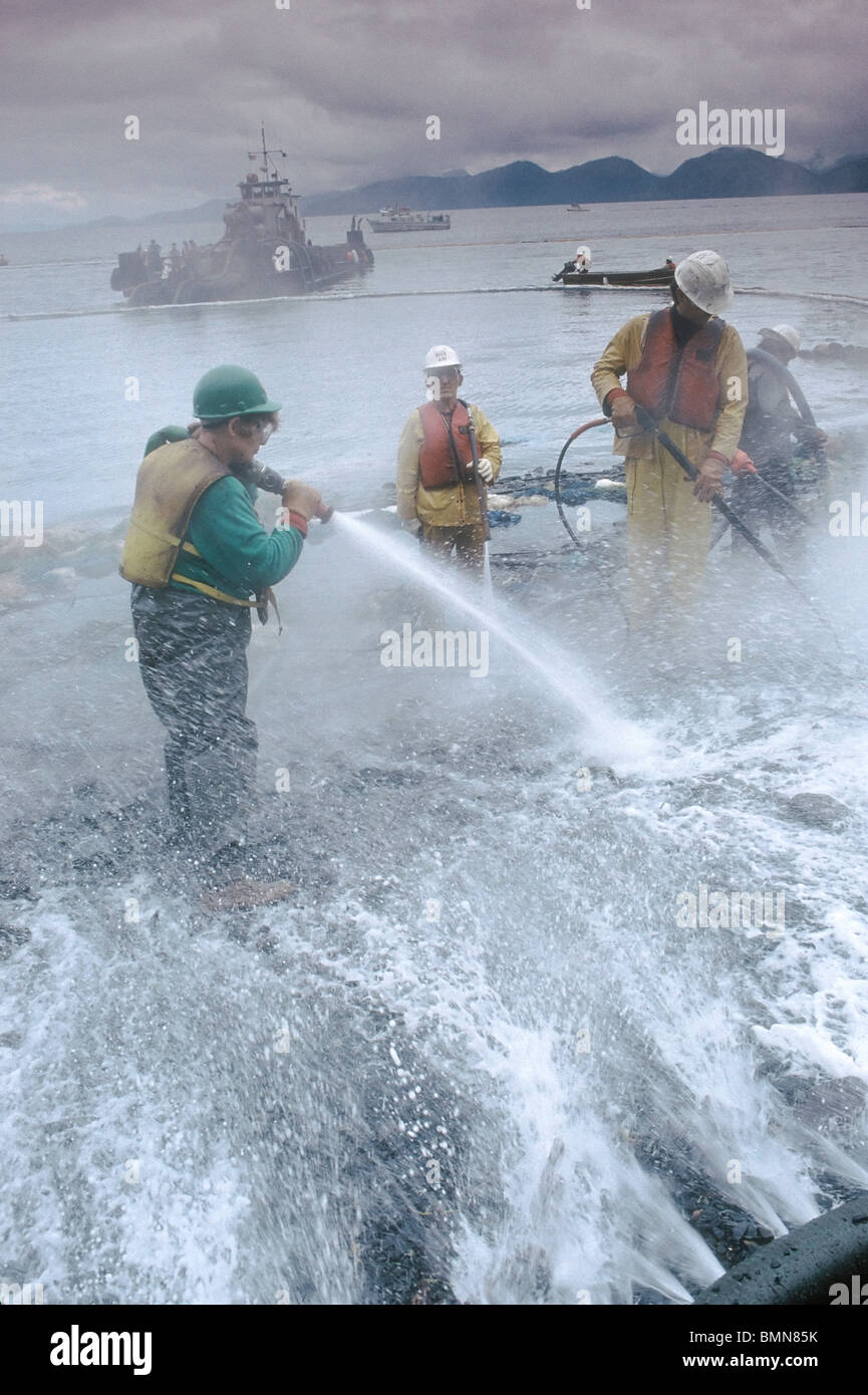Oil Spill clean up Alaska Stock Photo Alamy