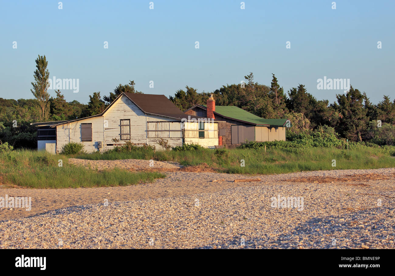 Vacant Beach Cottages Long Island Ny Stock Photo 29975730 Alamy