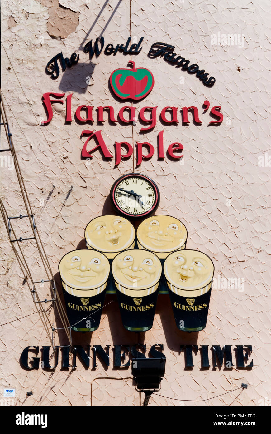 Flanagans apple liverpool hires stock photography and images Alamy