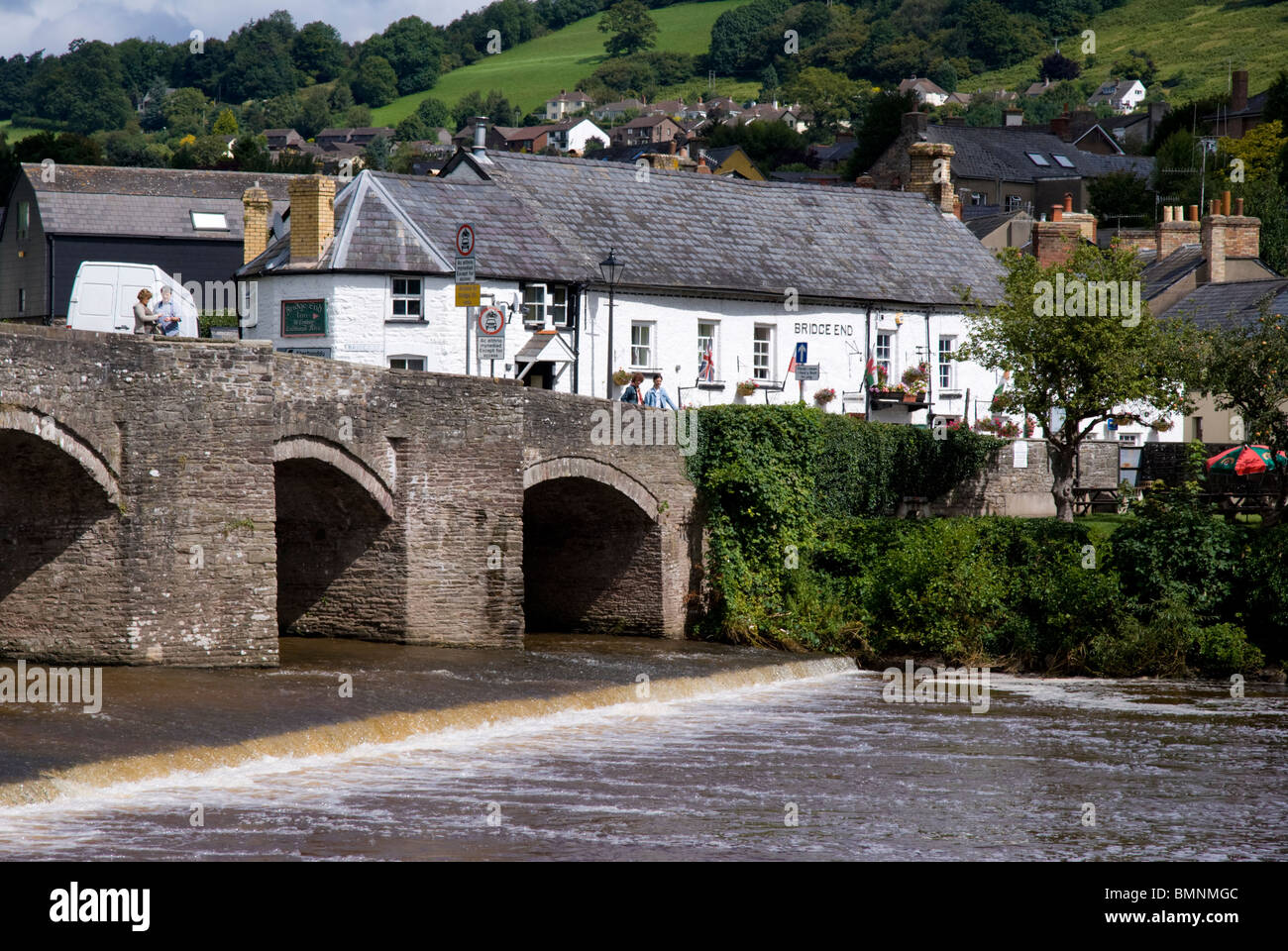 Crickhowell wales river hi-res stock photography and images - Alamy
