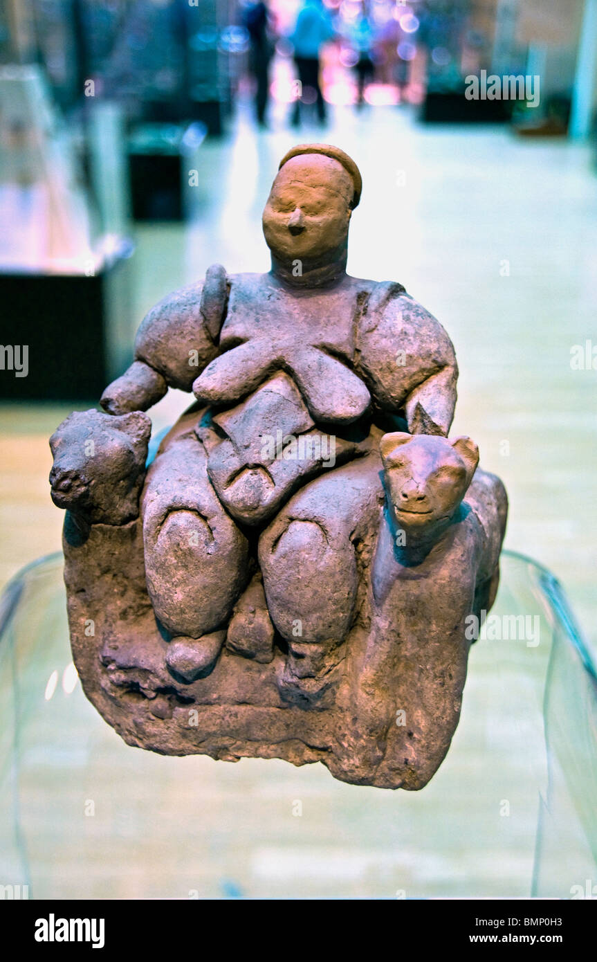 Mother Goddess on a throne Neolithic 7th - 5th millenium BC sanctuary of Catal Huyuk Anatolian Museum Ankara Stock Photo