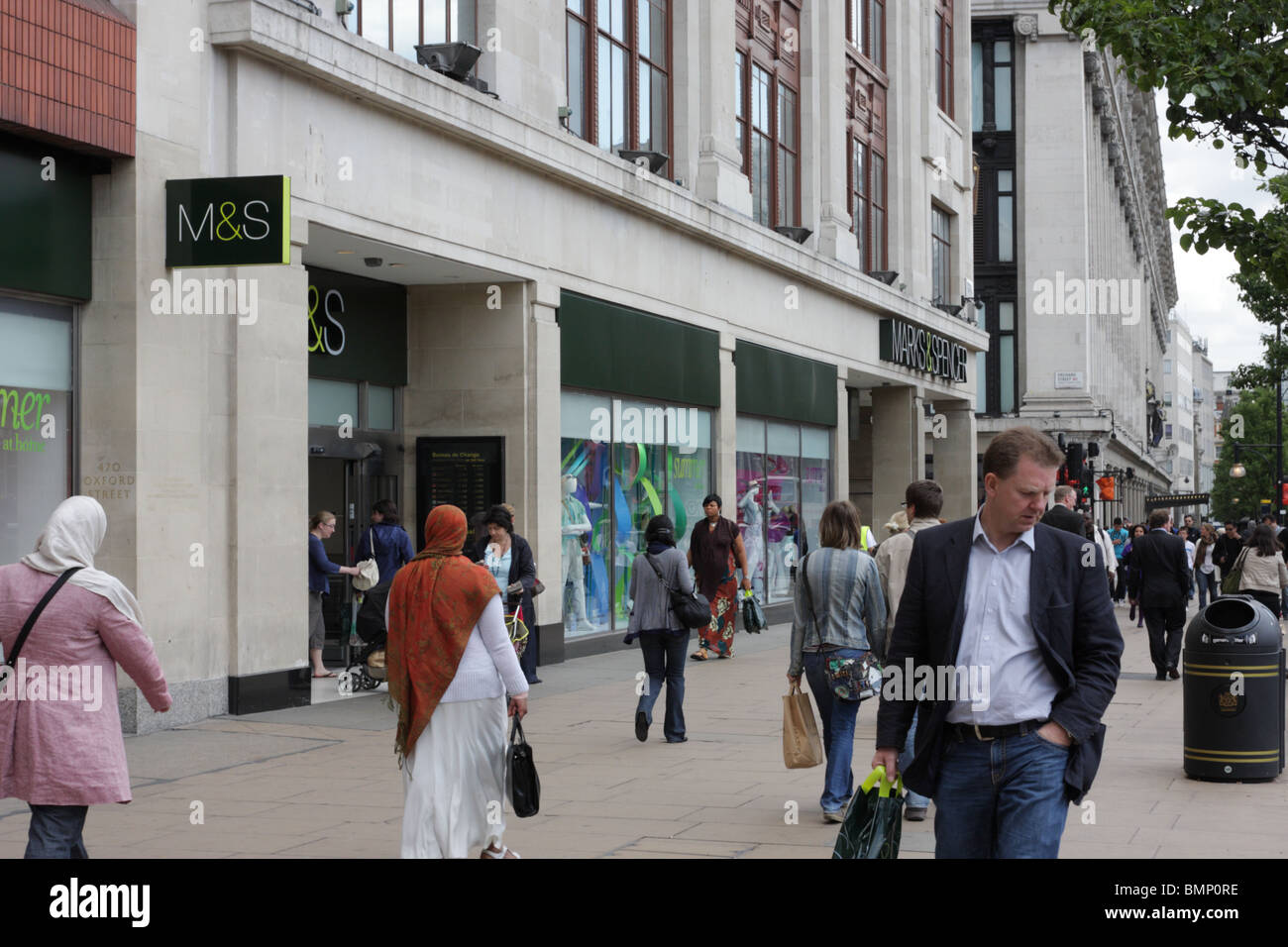 Marks and spencer marble arch store hires stock photography and images