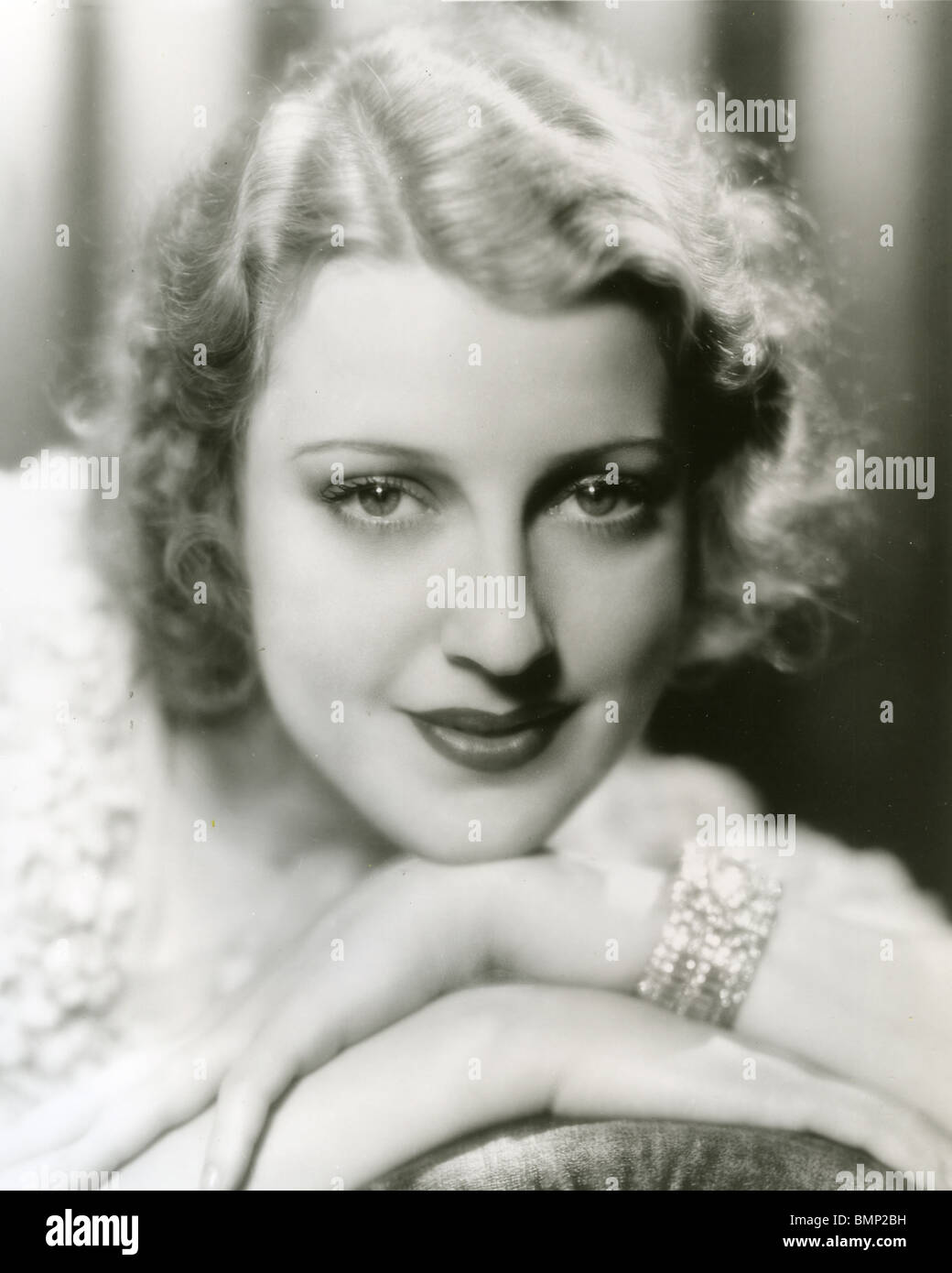 Jeanette MacDonald Jeanette MacDonald new foto Jeanette MacDonald Jeanette MacDonald new pics