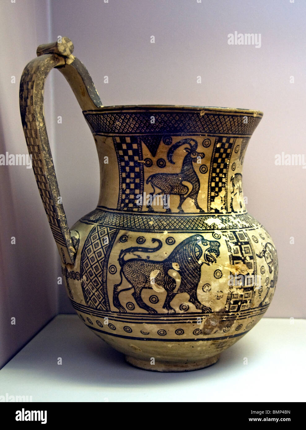 Bowl Pottery 800 BC Gordiom Phrygians Hittites Hittite Period  Phrygian King Midas Anatolian Museum Ankara Stock Photo