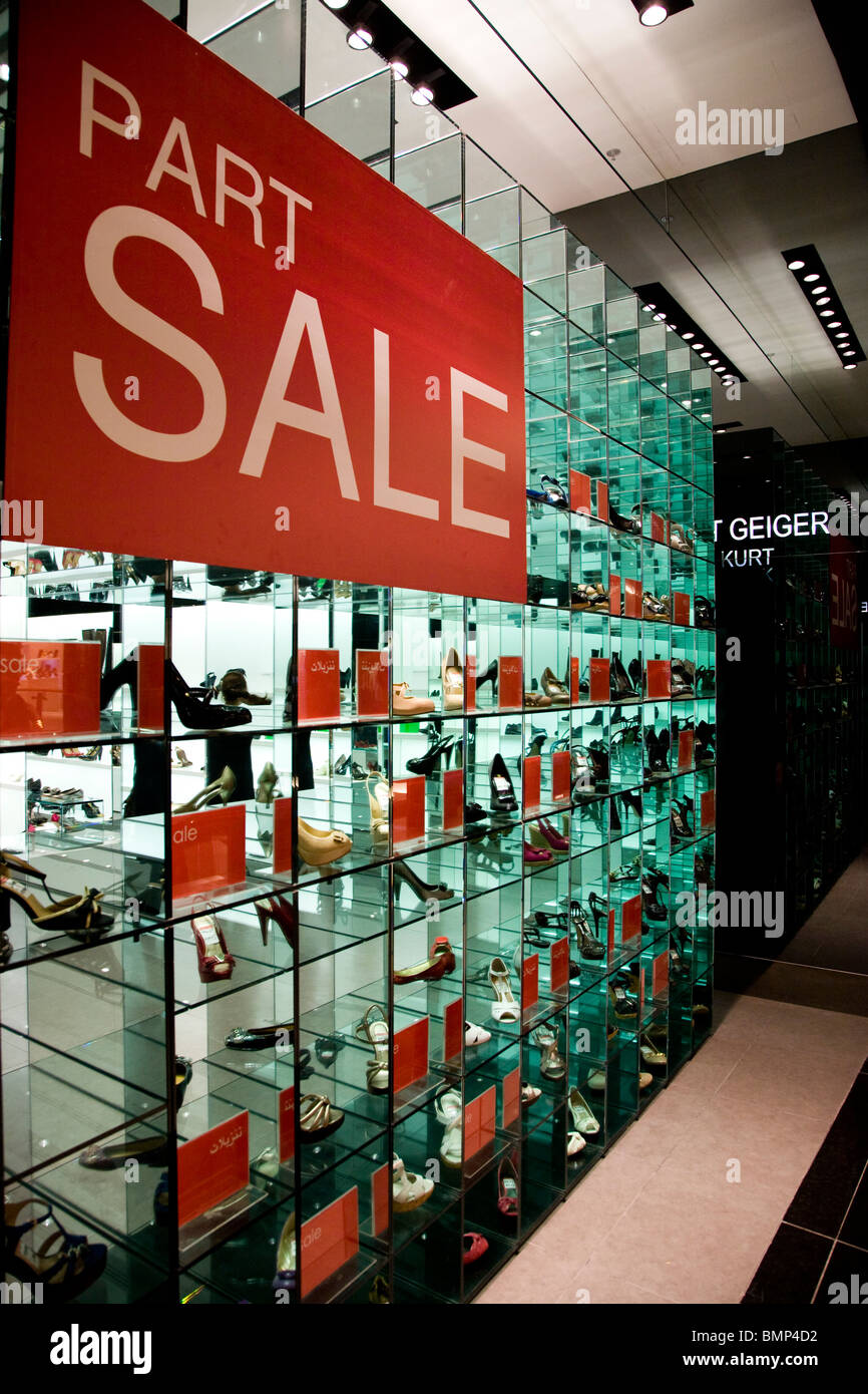 City centre shopping mall hi res stock photography and images Alamy