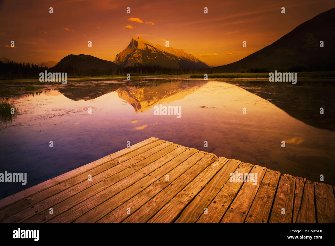 Banff Dock Lake reflections dusk mountains banff hi-res stock photography and ...