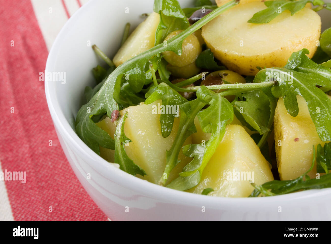 Rocket lettuce hi-res stock photography and images - Alamy