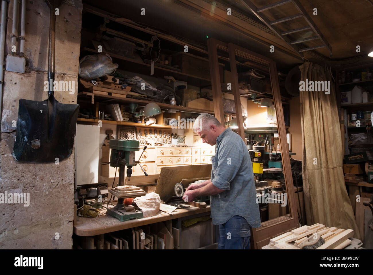 Carpenter workshop, Paris Stock Photo - Alamy