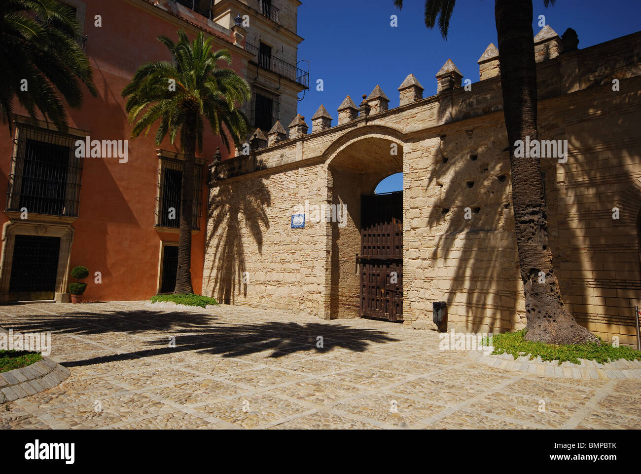 Patio de armas hires stock photography and images Alamy