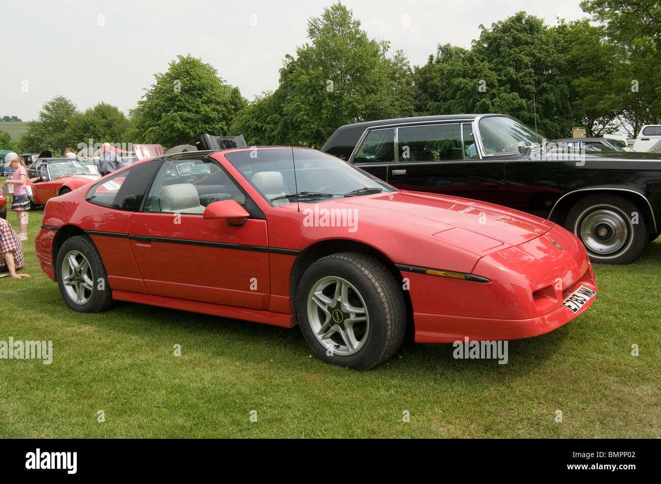 File:1985 Pontiac Fiero GT front right.jpg - Wikimedia Commons