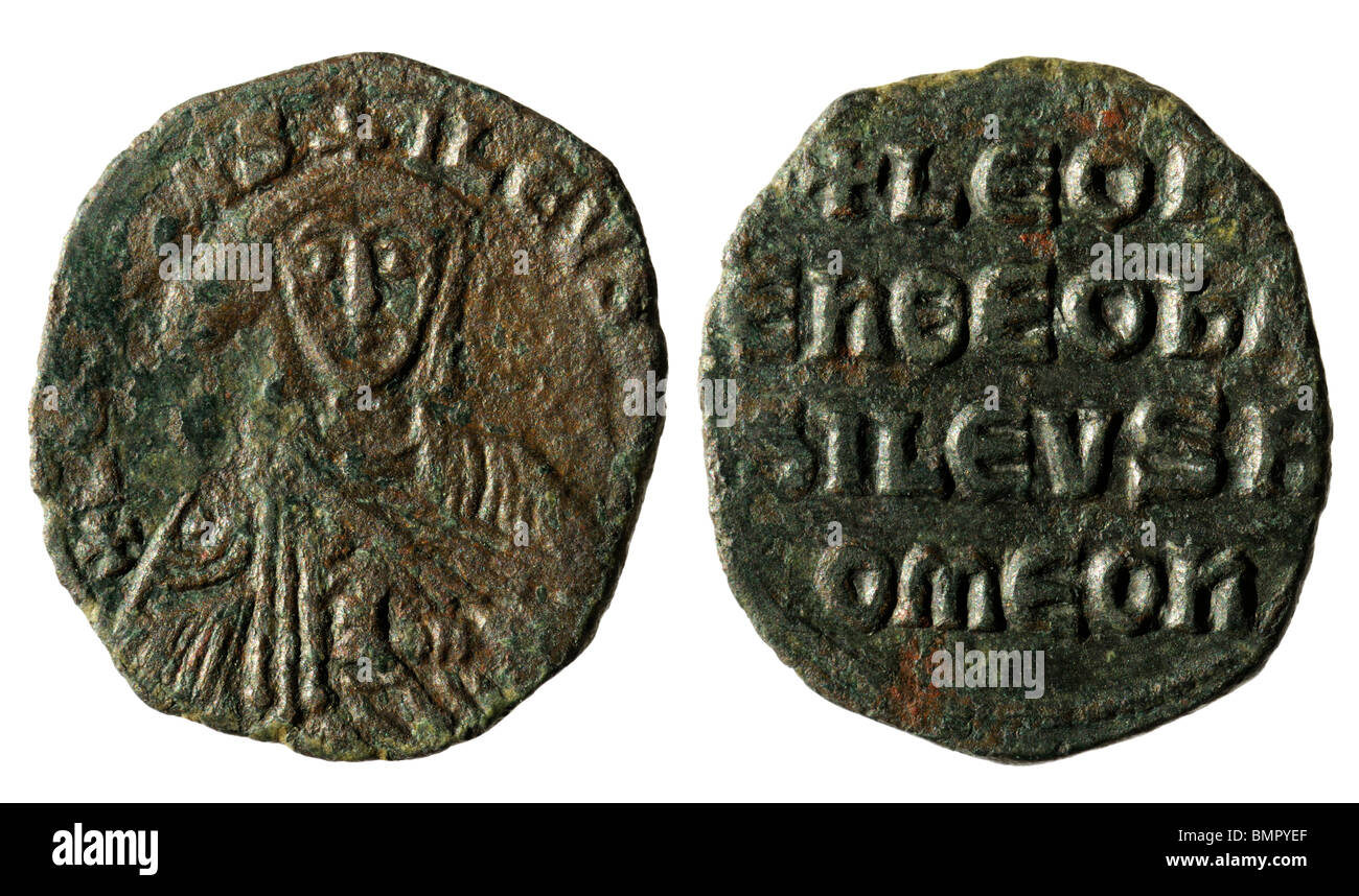 Ancient Byzantine bronze coin. Leo VI (866-912AD) AE Follis Stock Photo
