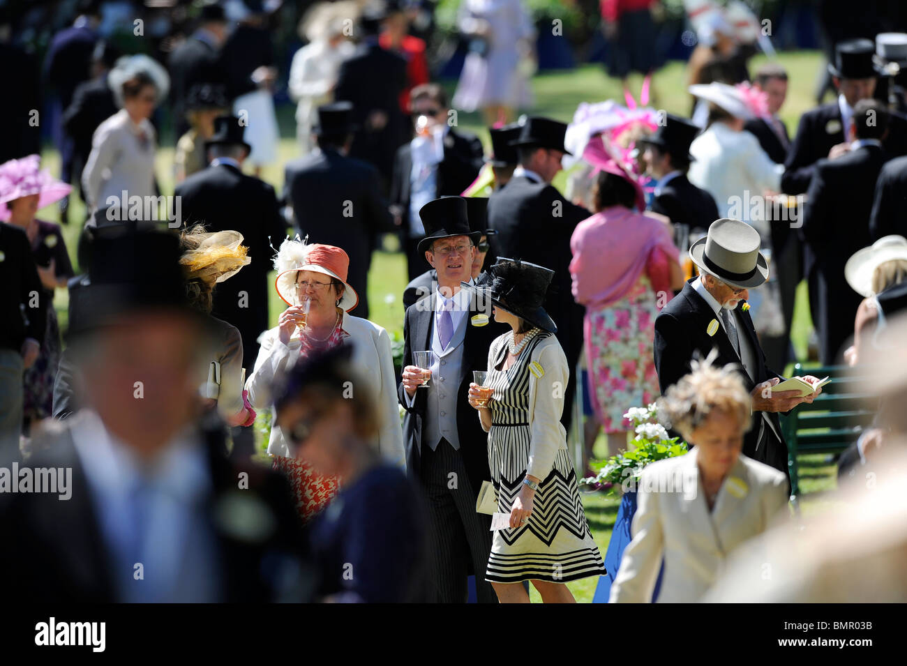Racing royal ascot hi-res stock photography and images - Alamy