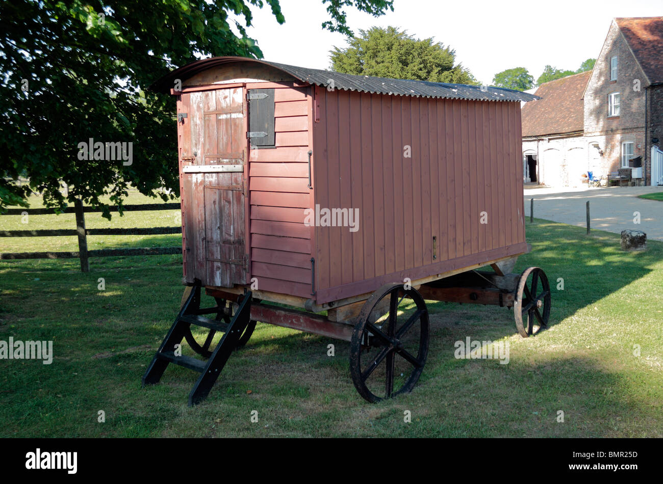 A horse drawn cabin in the grounds of the Chawton House Library, . Chawton, nr Alton, Hampshire, UK. June 2010 Stock Photo