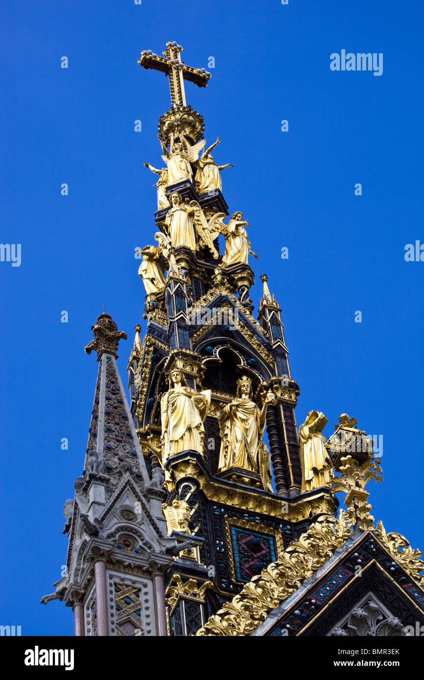 The Albert Memorial Kensington Gardens London Stock Photo Alamy