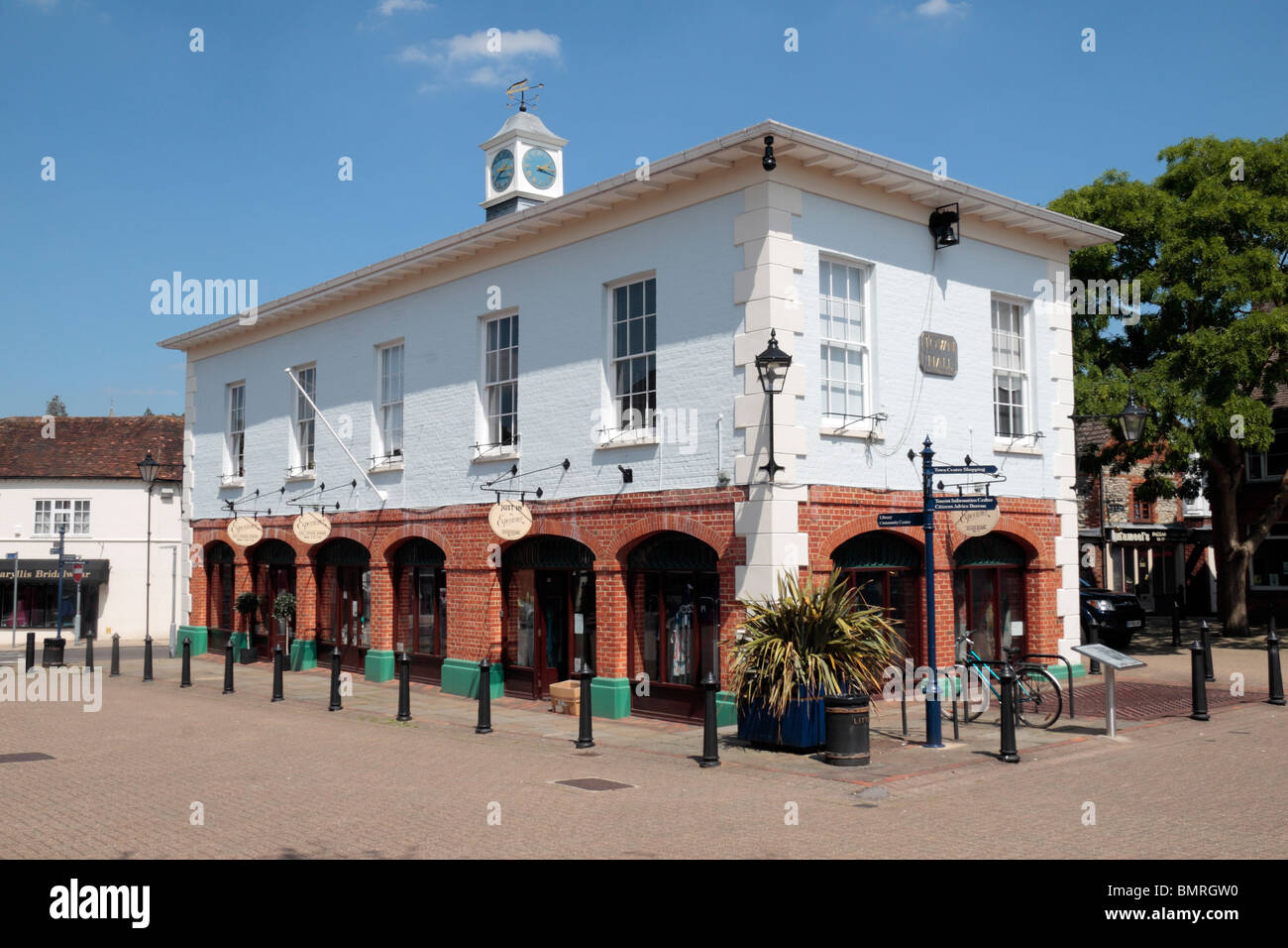 Alton Town Hall, Market Square, Alton, Hampshire, UK Stock Photo Alamy