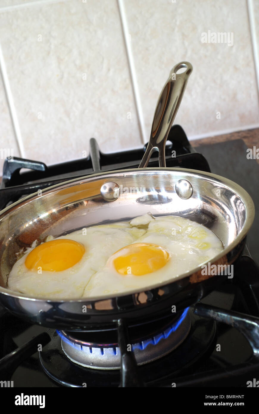 How To Fry An Egg Without Oil Best Non Stick Pan, 52 OFF