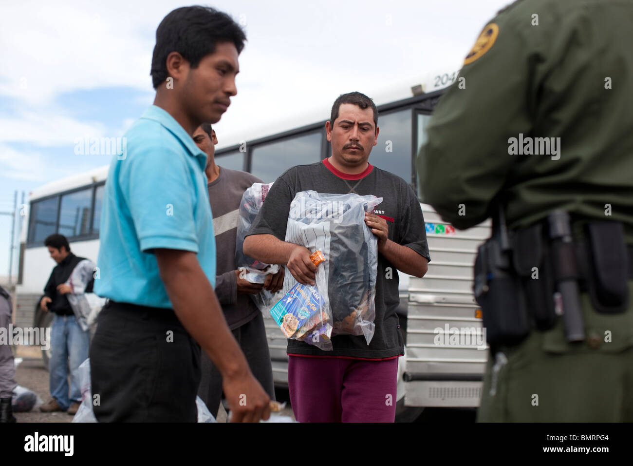 Illegal aliens caught in the Tucson Arizona area by the U.S. Department of Homeland Security are taken back to Ojinaga, Mexico Stock Photo