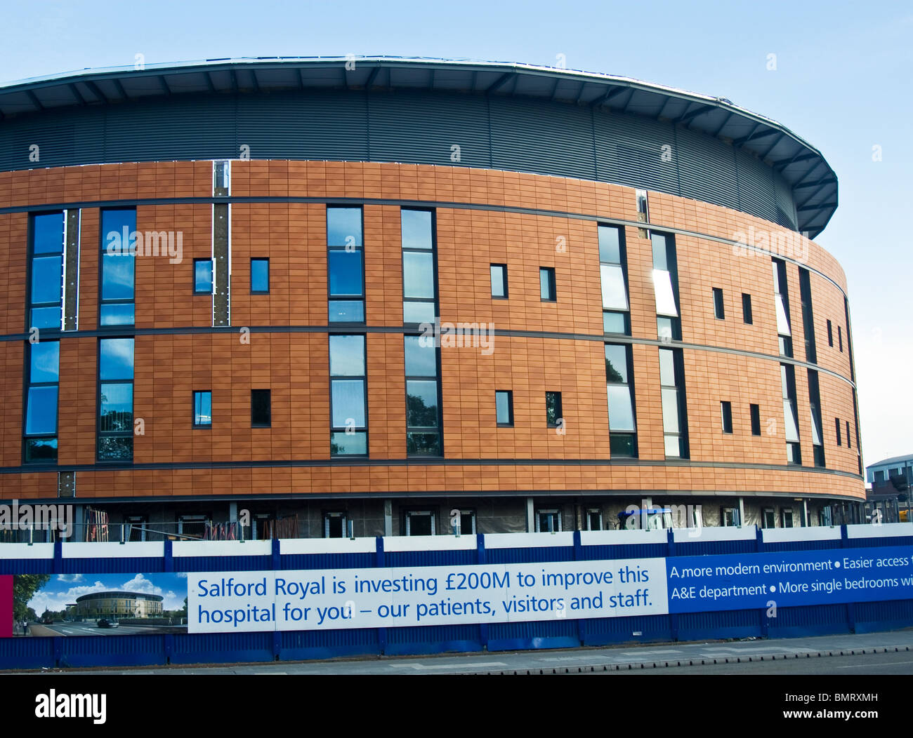 New building (2010), Salford Royal Hospital, Salford, Greater Manchester, UK Stock Photo
