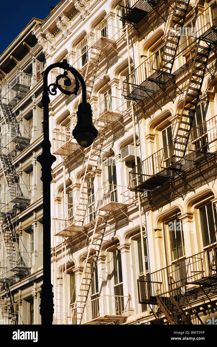 Cast Iron row houses in New York's historic SoHo neighborhood Stock Photo